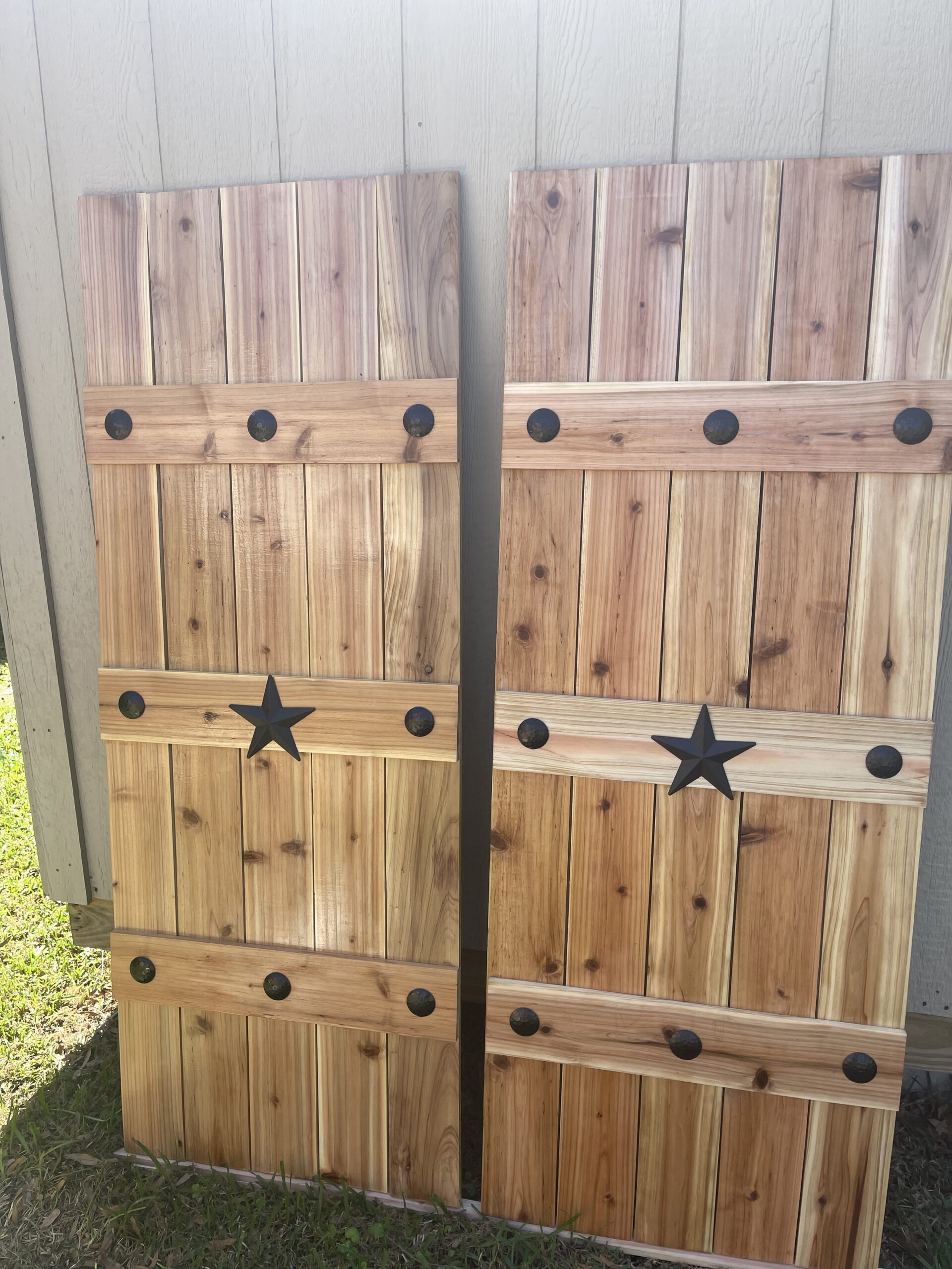 Rustic Cedar Shutters - Image 3